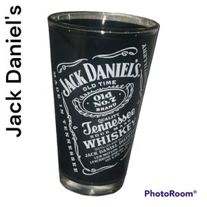 Jack Daniels dining drinkware glass Old No. 7 whiskey black 16 ounce logo